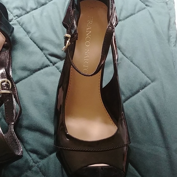 Shoes - Picture 6 of 6